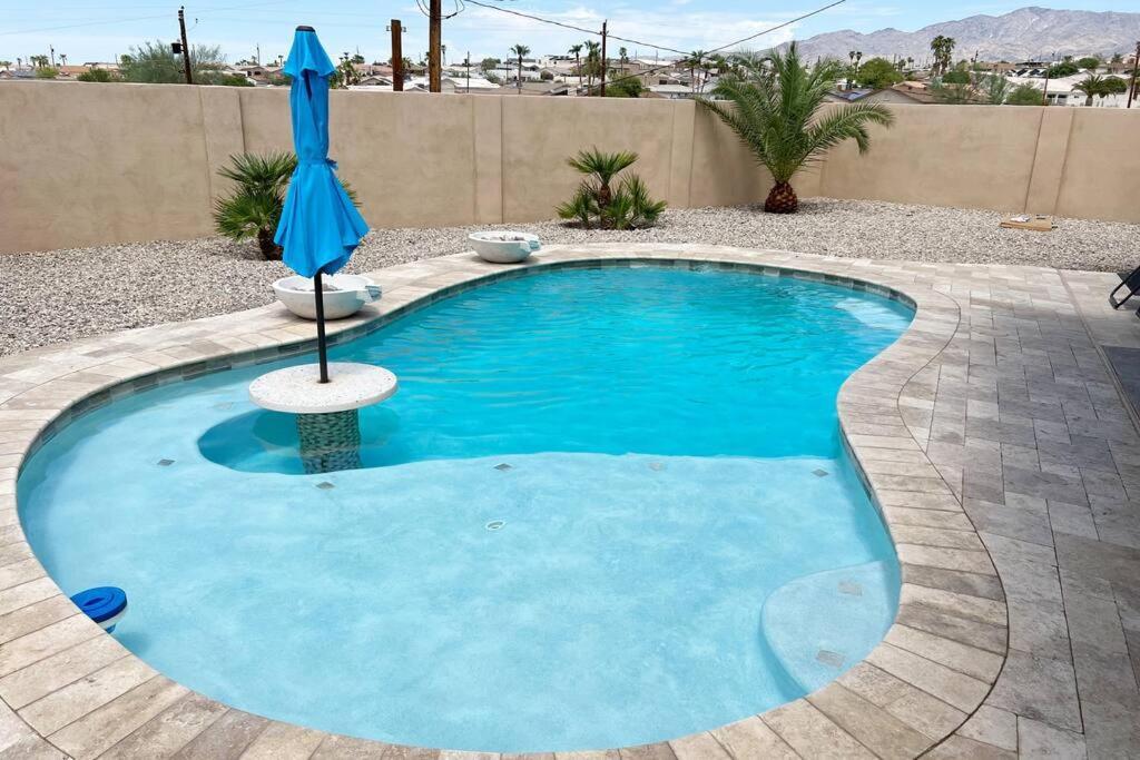 Havasu Retreat! Pool, Spa, Gym & View Лейк Хавасу Сити Екстериор снимка